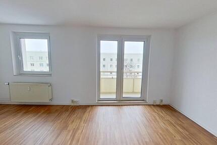 Schicke 3-Zimmer-Wohnung mit BALKON in zentraler Lage - Magdeburg Hopfengarten