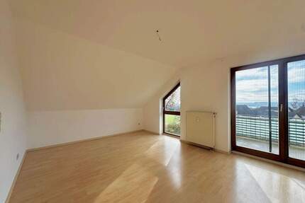 Sofort vermietbare 3-Zimmer-Dachgeschosswohnung mit Balkon - Überlingen