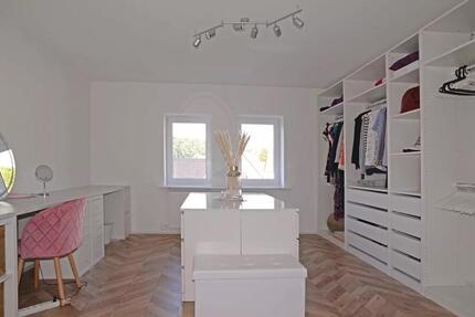 5 Zi. Eigentumswohnung mit Dachterrasse (140qm + 50qm) - Beverungen