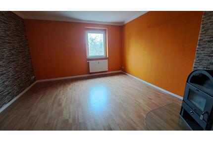 3-Zimmer-Wohnung mit Kaminofen und Balkon in Zeitz-Gärtnerstraße