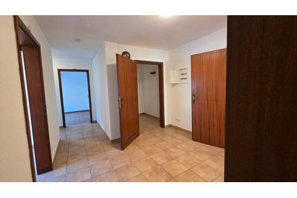 Helle 3-Zimmer Souterrainwohnung zu vermieten - Mogendorf