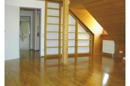 Schöne Apartmentwohnung in idyllischer, ruhiger Ortsrandlage ab November - Stadtroda