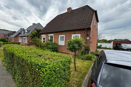 Doppelhaushälfte mit Garten in Kiel-Ellerbek zu vermieten