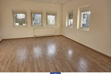 Perfekte 2-Zimmerwohnung mit großem Wohnzimmer und Duschbad in Senftenberg!