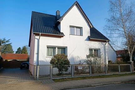 Schönes EFH mit großem Garten in PEDungelbeck - Peine Südstadt
