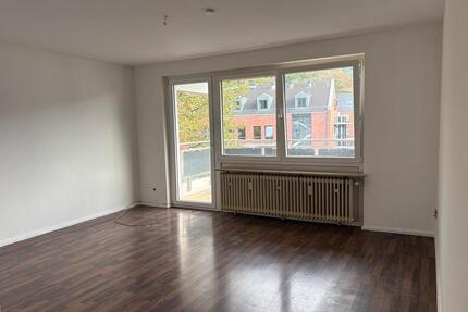 Helle 3-Zimmer-Wohnung mit Balkon und Aufzug in Schleiden – 74 m²