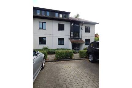 4-Zimmer-Wohnung mit ca.90 m² Wohnfläche mit Balkon und PKW-Stellplatz! - Göttingen Weende