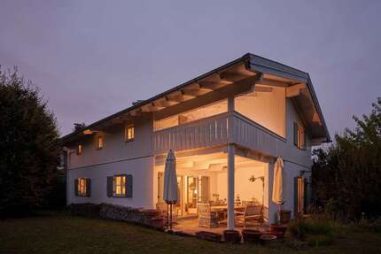 Haus zum Kaufen in Schäftlarn 1.850.000,00 € 230 m²