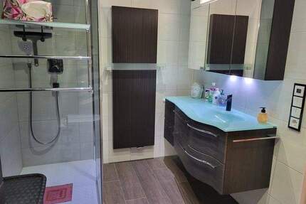 Lichtdurchflutete, charmante 3-Zimmer-Wohnung mit Balkon, EBK, STP uvm. direkt in Wendelstein