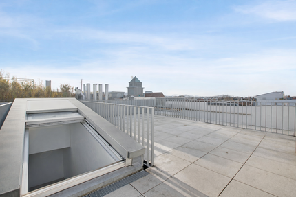 Wohnung zum Mieten in Berlin 2.570,50 € 102.83 m²