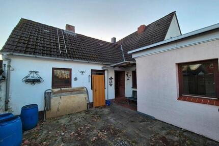Lagerfläche zu vermieten - 500,00&nbsp;EUR Kaltmiete, ca.&nbsp; 60,00&nbsp;m&sup2; in Schwarzenbek (PLZ: 21493)