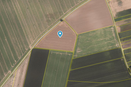 Acker bei Moos Langenisarhofen - 480.000,00&nbsp;EUR Kaufpreis, ca.&nbsp; 0,00&nbsp;m&sup2; in Moos (PLZ: 94554)