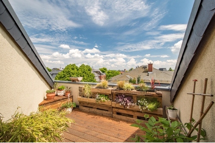 DACHTERRASSE – WANNEN-DUSCHBAD MIT FENSTER – GÄSTE-WC – EINBAUKÜCHE – MAISONETTE - Dresden Löbtau