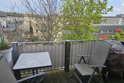 Dachgeschosswohnung mit Balkon zwischen Paulusviertel und Zoo - Neustadt in Holstein
