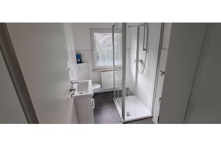 Biete komplett neu renovierte 2 Zimmer Küche Bad in Bad Hönningen