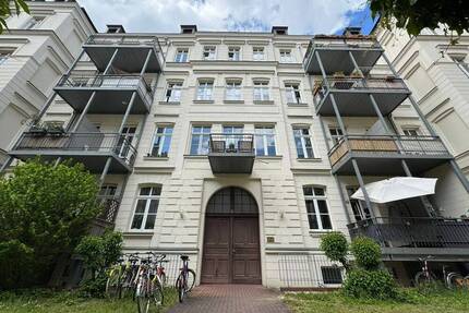 Zentral wohnen, ruhig leben: 2 Zimmer mit Balkon - Leipzig Zentrum-Ost