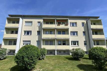 Wohnung zum Mieten in Hirschstein 280,00 € 47.92 m²