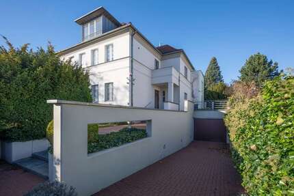 Haus zum Kaufen in Berlin 4.120.000,00 € 485.5 m²