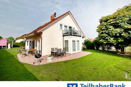 Haus zum Kaufen in Adelsdorf 779.000,00 € 221 m²