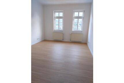 Zentral gelegene 4 ZKB Wohnung zu vermieten - Gedern