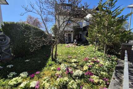 Haus zum Kaufen in Niedernhausen Oberjosbach 555.000,00 € 258 m² - Niedernhausen / Oberjosbach