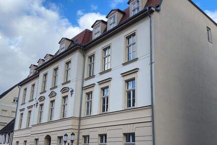Schöne 3-Zimmer-Altbauwohnung im Stadtzentrum-Greifswald