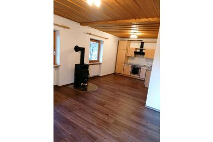Wohnung zu vermieten - 500,00&nbsp;EUR Kaltmiete, ca.&nbsp; 50,00&nbsp;m&sup2; in Zwiesel (PLZ: 94227)