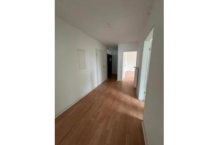 2-Zimmer-Wohnung - 605,00&nbsp;EUR Kaltmiete, ca.&nbsp; 75,52&nbsp;m&sup2; in Neuwied (PLZ: 56564)