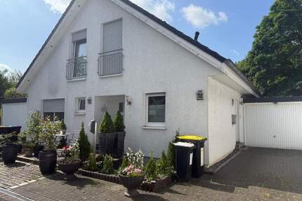 Attraktive Einliegerwohnung in toller Lage - Duisburg Wanheim-Angerhausen