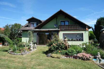 Haus zum Kaufen in Fünfstetten 320.000,00 € 190 m²