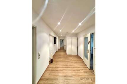 Wohnung zum Kaufen in Lohr am Main 360.000,00 € 135 m²
