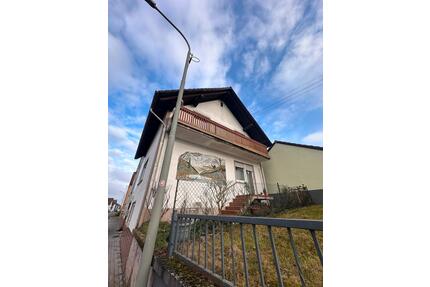 Haus zu verkaufen - 160.000,00&nbsp;EUR Kaufpreis, ca.&nbsp; 180,00&nbsp;m&sup2; in Hermersberg (PLZ: 66919)