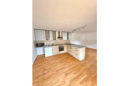 Großzügige Maisonette mit EBK und Terasse - Griesheim