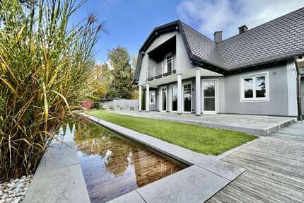 Haus zum Kaufen in Alling 1.980.000,00 € 251 m²