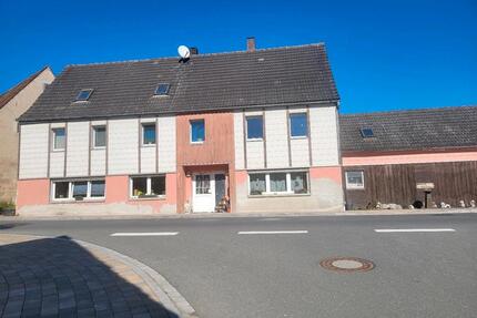 2 Familienhaus - 380.000,00&nbsp;EUR Kaufpreis, ca.&nbsp; 320,00&nbsp;m&sup2; in Wilhermsdorf (PLZ: 91452)