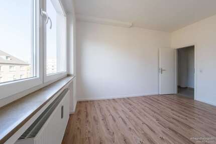 Wohnung zum Mieten in Köln-Ehrenfeld 1.250,00 € 65 m²