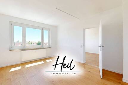 Modernisierte 2-Zimmer-Dachgeschosswohnung | Bezugsfrei und sofort verfügbar - Kitzscher
