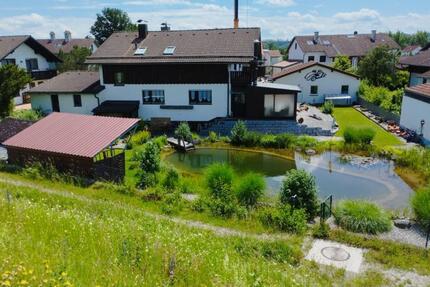 Landhaus mit Schwimmteich, viel Grund, viel Platz, viel Freude - Waldkraiburg