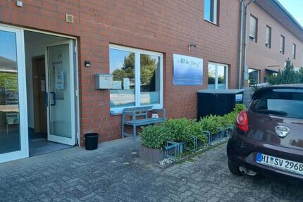 kosmetikkabineBehandlungsraum - 275,00&nbsp;EUR Kaltmiete, ca.&nbsp; 12,00&nbsp;m&sup2; in Isenbüttel (PLZ: 38550)