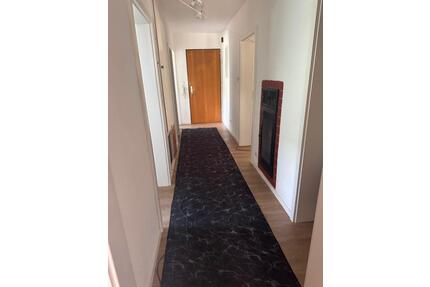 Frisch modernisiert & hell! 3-Zimmer-EG-Wohnung mit Balkon, Garte - Ditzingen