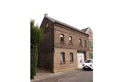 Haus zum Kaufen in Niederkassel 275.000,00 € 153 m²