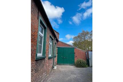 250 m² Lagerfläche mit 2 Zufahrten für Wohnmobile - Hage