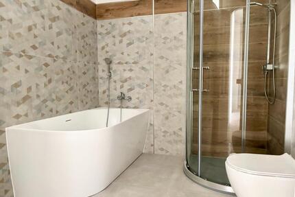 ERSTBEZUG * praktische 3 Zimmer * Sonnenbalkon * moderne Ausstattung * 01.01.2026 - Chemnitz Hilbersdorf