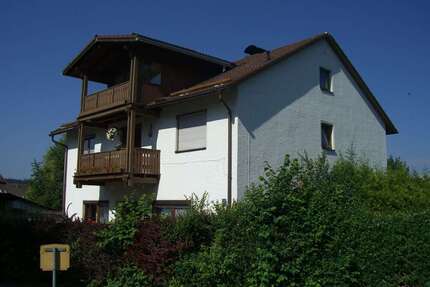 Wohnung zum Kaufen in Regen 140.000,00 € 90 m²