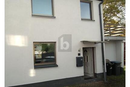 KLEINES HAUS 80 M² *** LIEBEVOLL RENOVIERT - Binsfeld