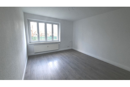 helle 2 Zimmer Wohnung! - 304,00&nbsp;EUR Kaltmiete, ca.&nbsp; 50,68&nbsp;m&sup2; in Lauchhammer (PLZ: 01979)