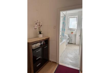 Schönes Zimmer - 535,00&nbsp;EUR Kaltmiete, ca.&nbsp; 14,00&nbsp;m&sup2; in Heidelberg (PLZ: 69120) Neuenheim
