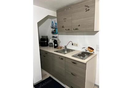 2 Zi. DG Wohnung - 500,00&nbsp;EUR Kaltmiete, ca.&nbsp; 55,00&nbsp;m&sup2; in Albstadt (PLZ: 72458)