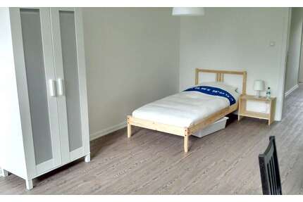 WG-Zimmer in Hamburg 630,00 € 14 m²