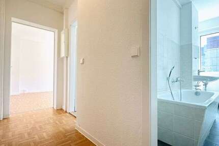 Wohnung zum Mieten in Freital 197,61 € 30.17 m²